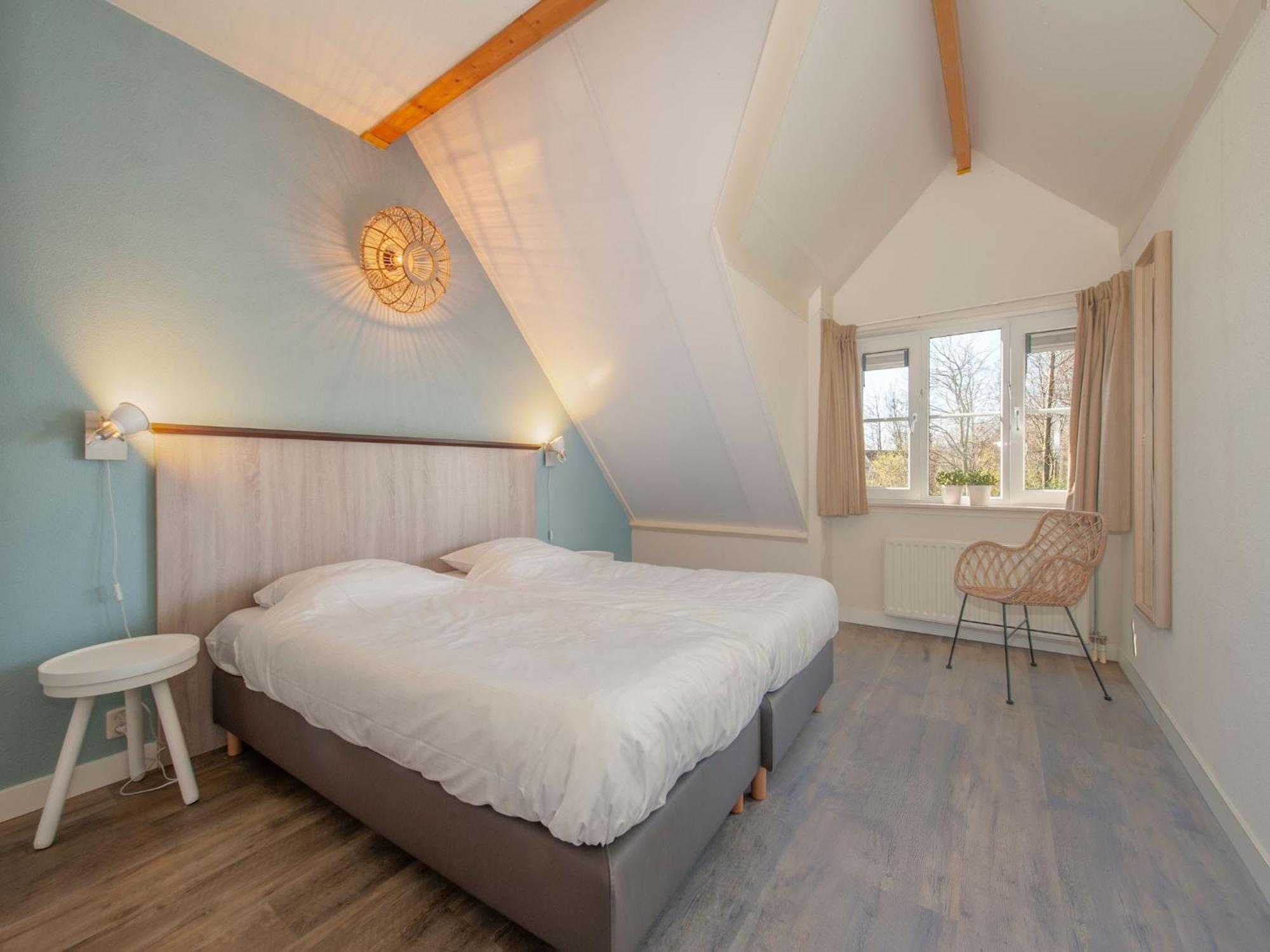 Semi-detached With Microwave, At 1 Km From The Villa *